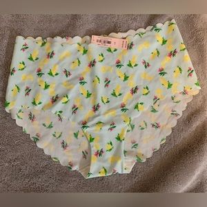NWT Victoria’s Secret Seamless Hipster Lemon Panties Size Large